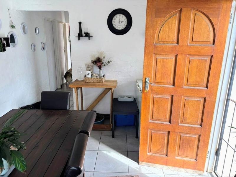 3 Bedroom Property for Sale in Kleinkrantz Western Cape